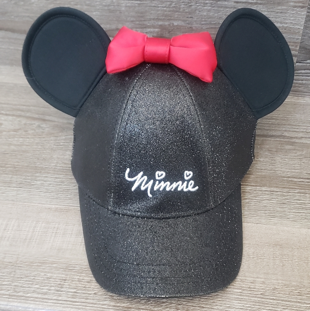 Disney's Mini Mouse hat size OS
